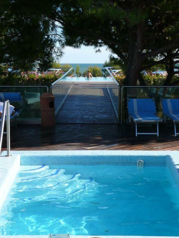 Luxury Caravan At Union Lido Кавалино-Трепорти Екстериор снимка